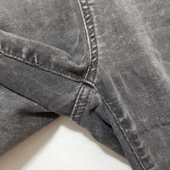 No Boundaries leggings Medium 7/9 acid wash elastic pull on waist jean style - Picture 9 of 15